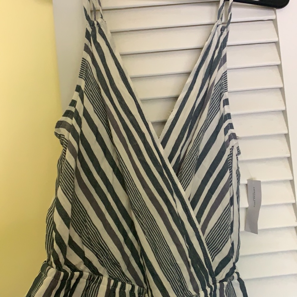 AE Romper - Picture 2 of 6